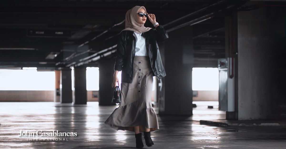 how to walk like a model